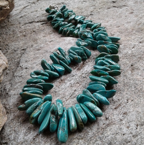 Jewelry - Genuine TURQUOISE nugget necklace